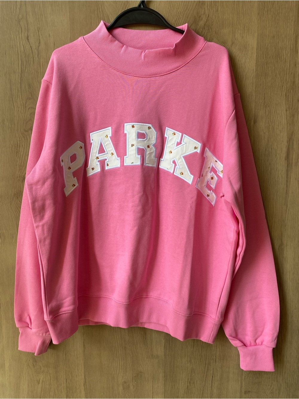 PARKE Pink Crewneck Sweatshirt with White Appliqué Lettering
